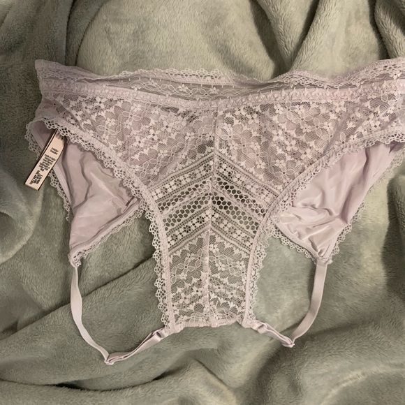 VS bralette - Picture 2 of 3